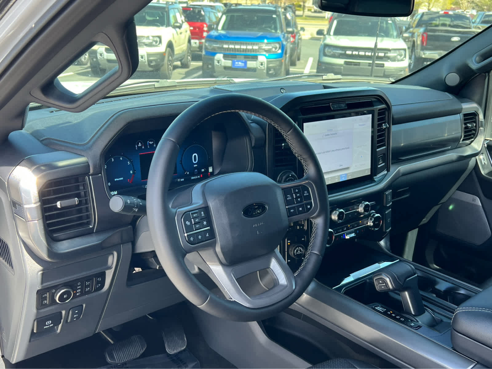 Certified 2025 Ford F150 Lariat w/ Equipment Group 501A Mid image 30