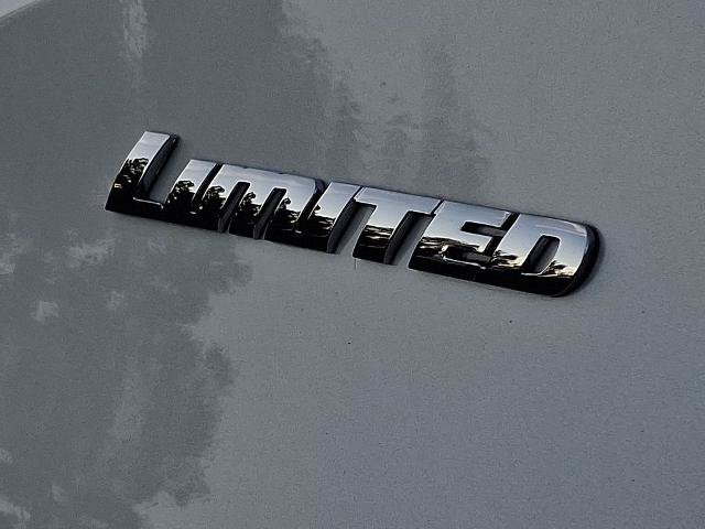 Used 2023 Toyota Tundra Limited w/ Power Package AWD/4WD image 31