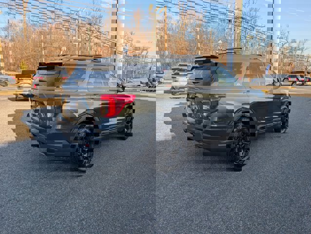 Certified 2022 Ford Explorer Timberline image 5