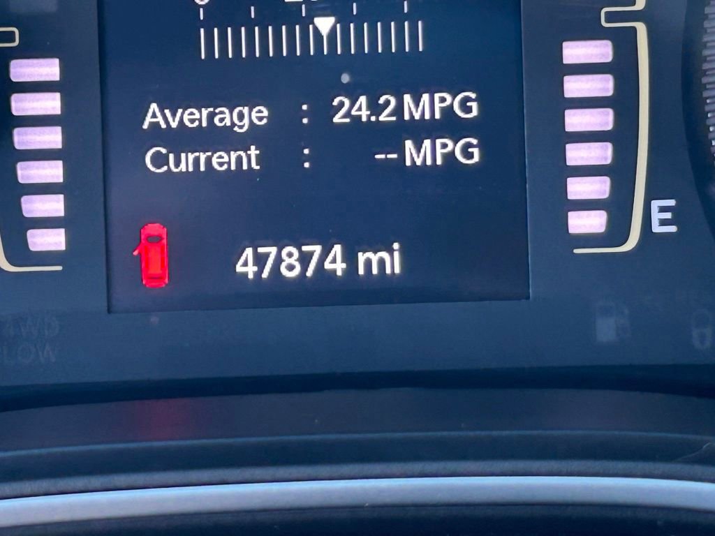 Used 2020 Jeep Cherokee Latitude Plus w/ Comfort/Convenience Group image 42