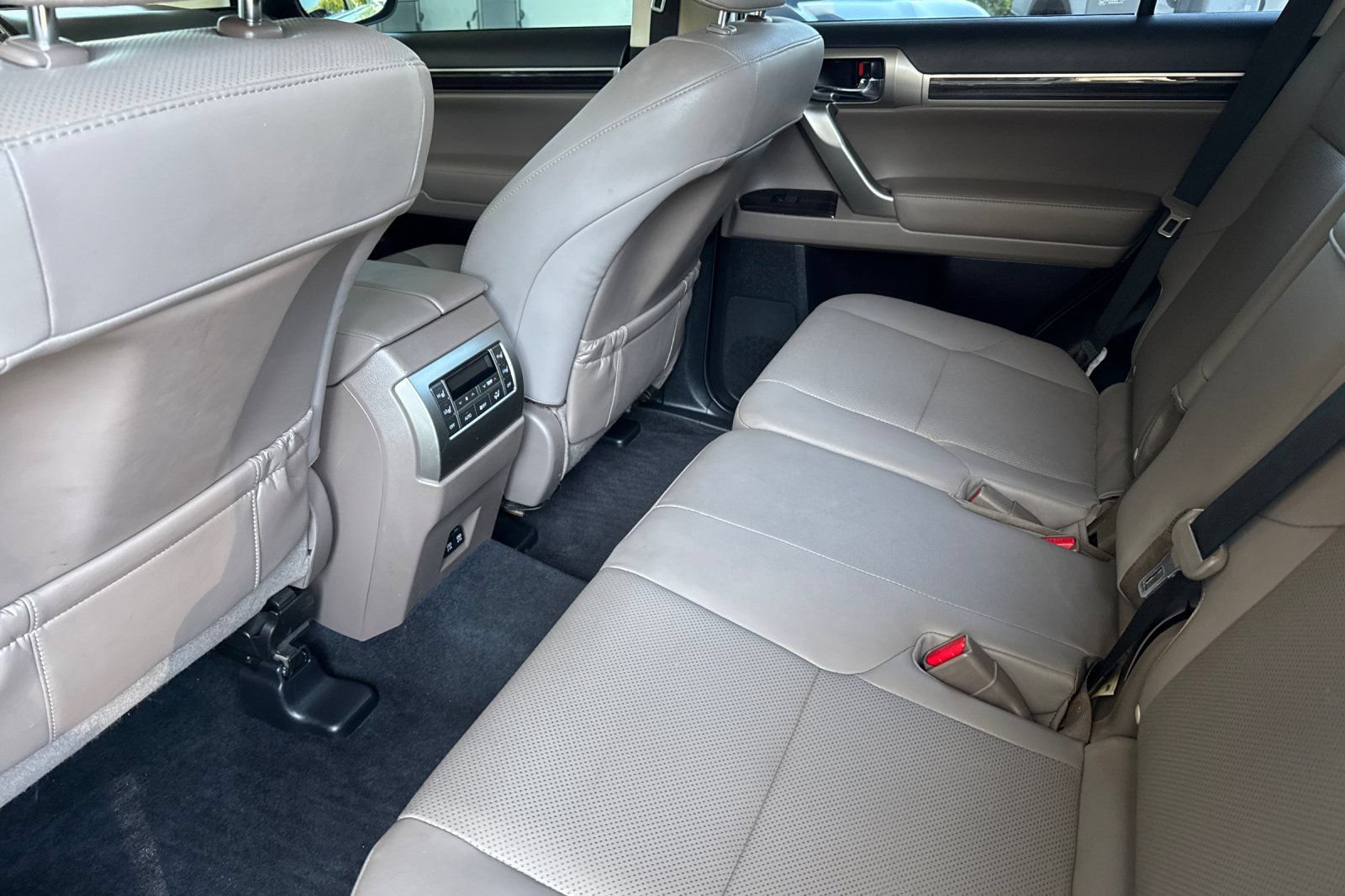 Used 2021 Lexus GX 460 Premium w/ Premium Package AWD/4WD image 13