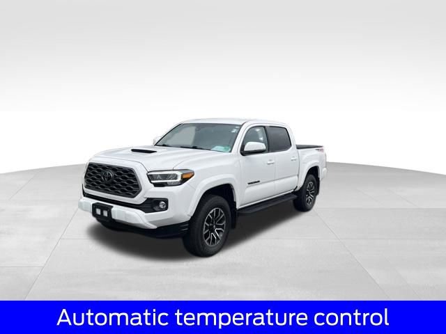 Used 2023 Toyota Tacoma TRD Sport w/ Black Out Package (TMS) AWD/4WD image 3