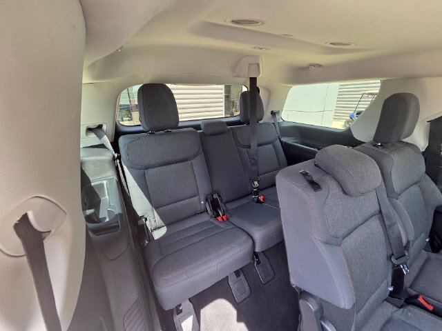 Certified 2025 Ford Expedition Active AWD/4WD image 24