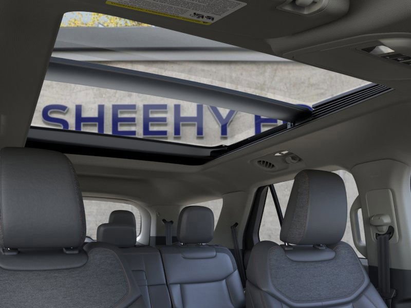 Certified 2025 Ford Explorer Active w/ Active Comfort Package image 22