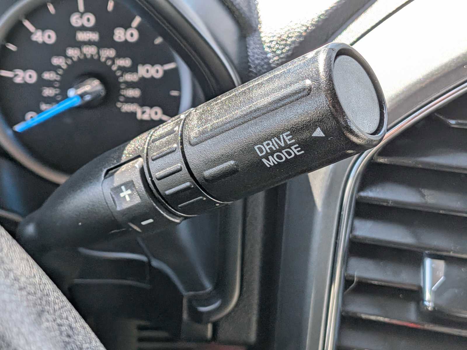 Certified 2020 Ford F350 XLT w/ XLT Value Package image 30