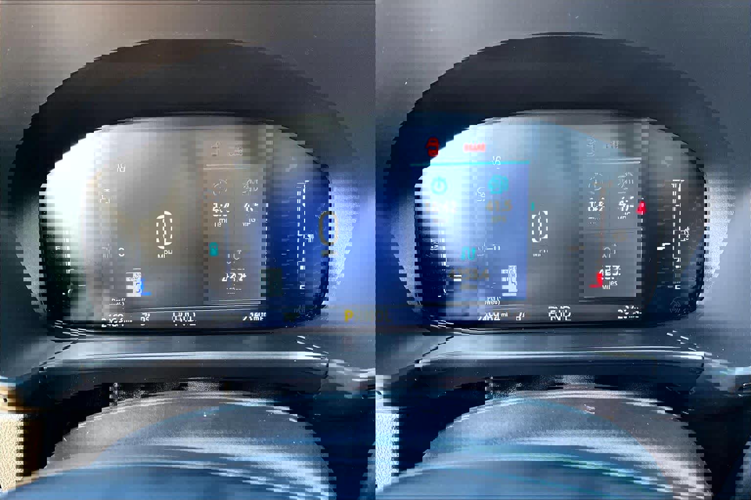 Certified 2025 Ford Escape ST-Line Elite w/ Tech Pack #1 image 26