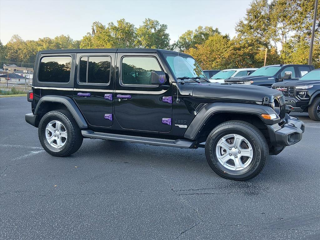 Used 2021 Jeep Wrangler Unlimited Sport AWD/4WD image 2