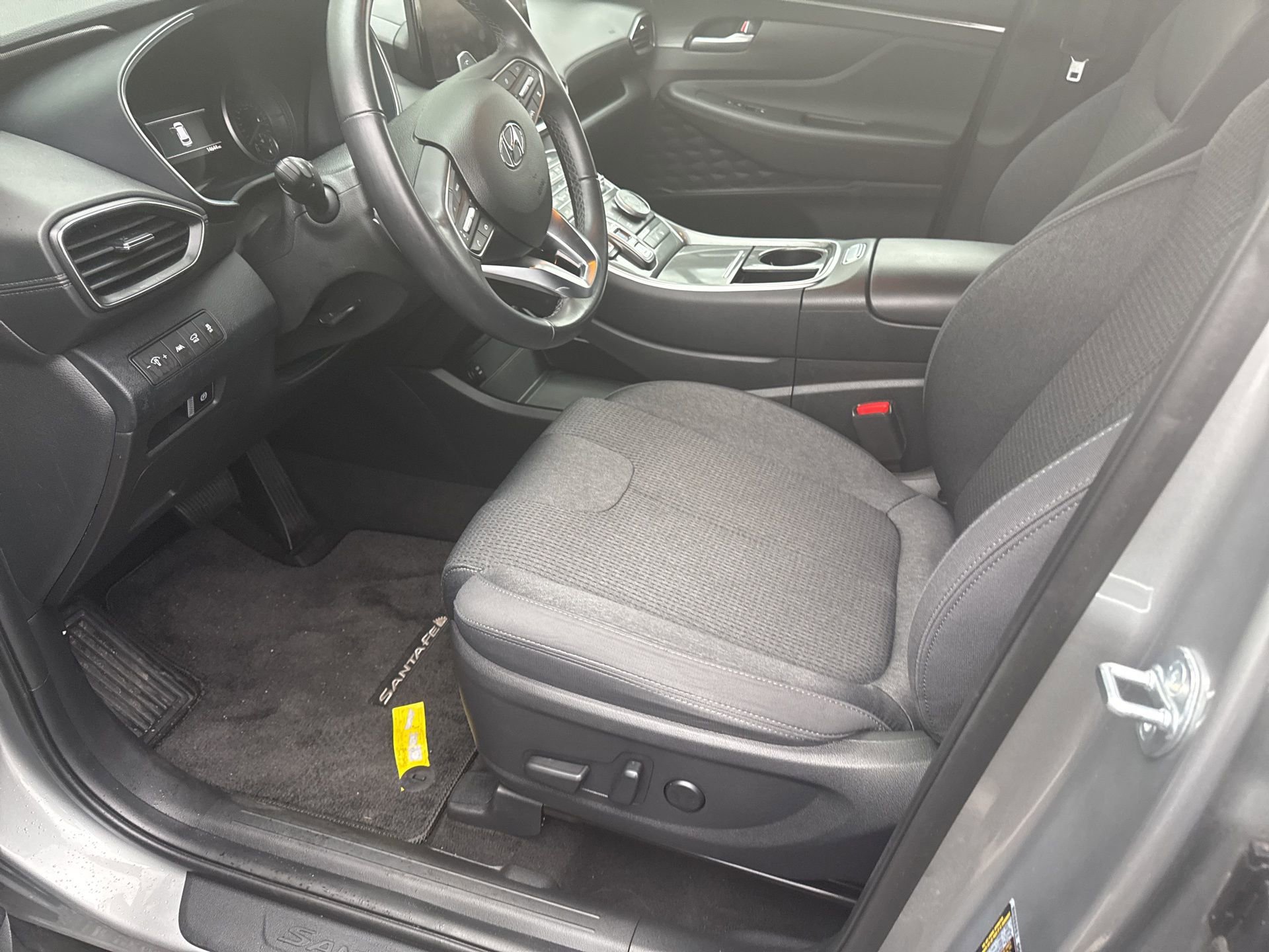 Used 2023 Hyundai Santa Fe SEL image 10