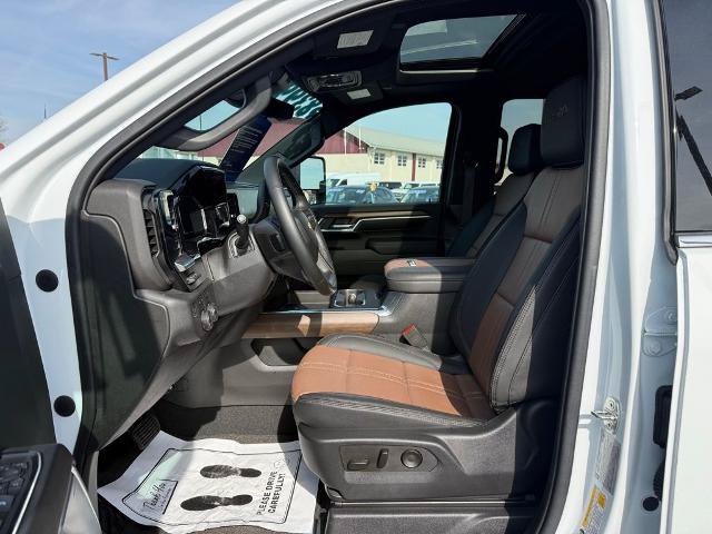 Used 2024 Chevrolet Silverado 3500 High Country w/ High Country Premium Package AWD/4WD image 10