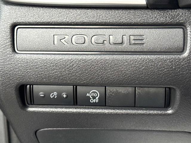 Used 2023 Nissan Rogue S AWD/4WD image 16
