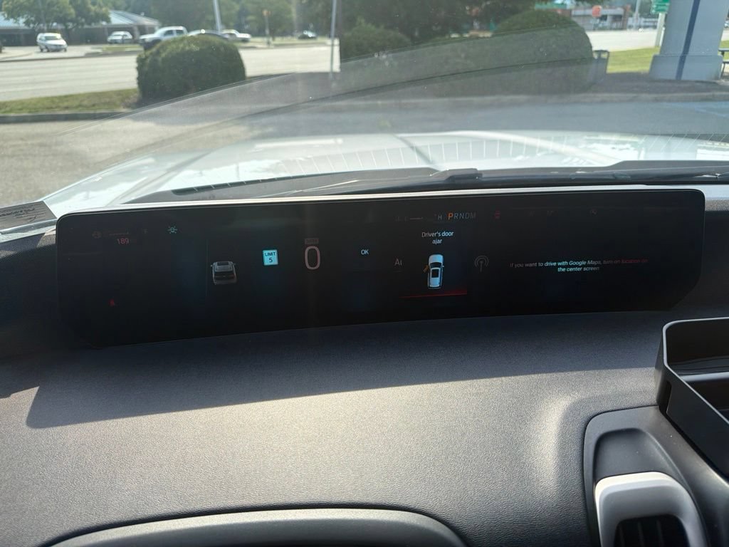 Certified 2025 Ford Expedition Active AWD/4WD image 21