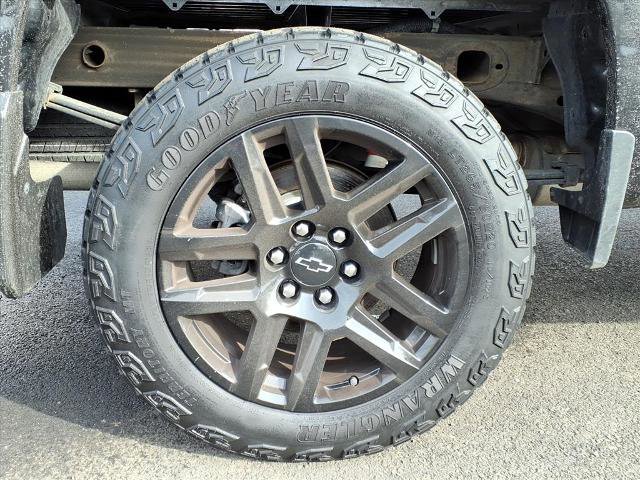 Used 2021 Chevrolet Silverado 1500 LT Trail Boss w/ Convenience Package II image 23