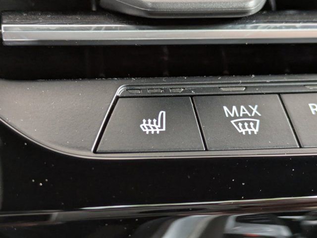 Used 2023 BMW Z4 sDrive30i w/ Premium Package image 31