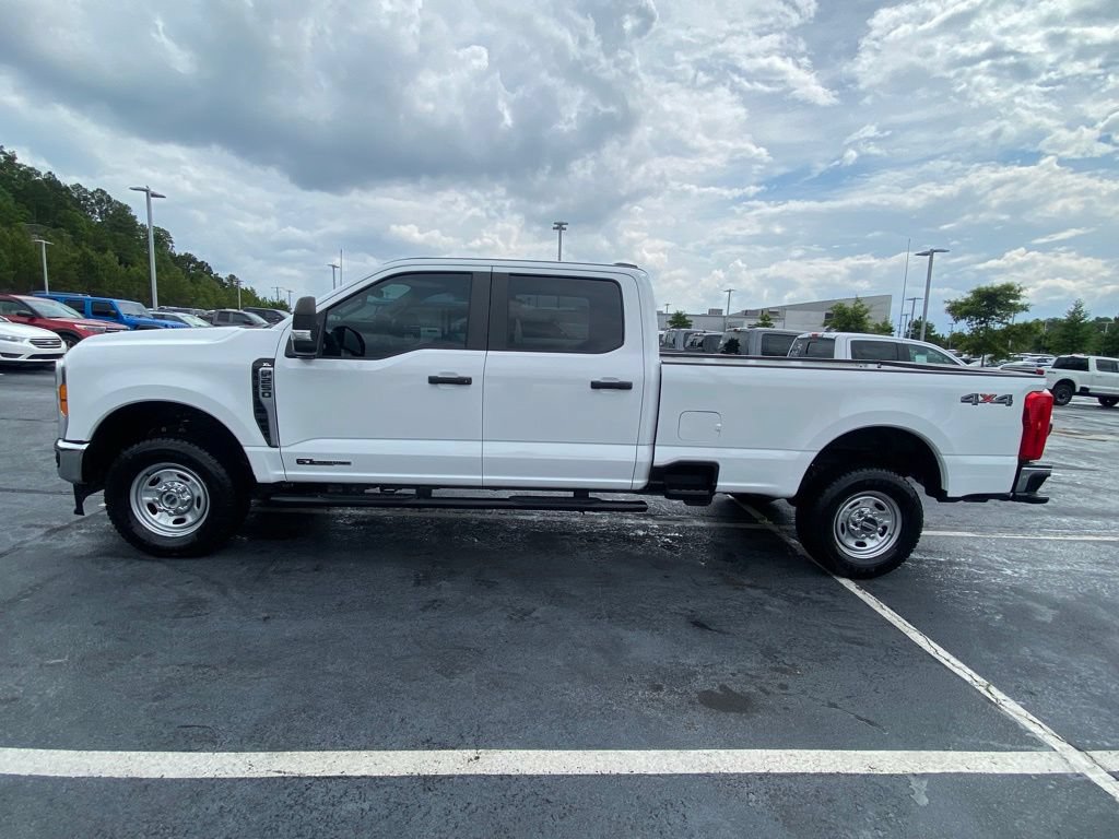 Certified 2023 Ford F250 XL w/ XL Driver Assist Package AWD/4WD image 4