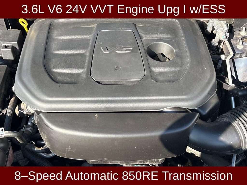 Used 2021 Jeep Grand Cherokee Limited w/ Sun & Sound Group AWD/4WD image 3