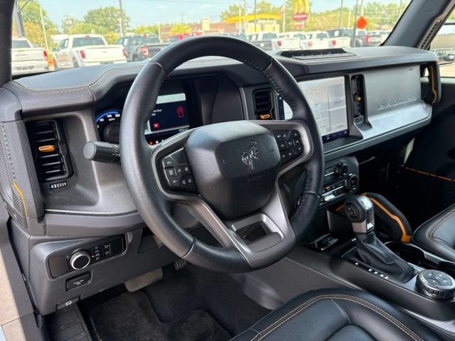 Certified 2024 Ford Bronco Badlands AWD/4WD image 18