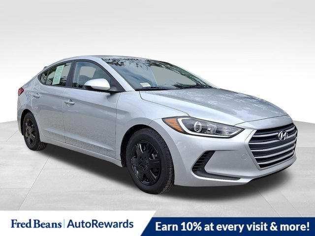 Used 2017 Hyundai Elantra SE w/ Cargo Package FWD image 1