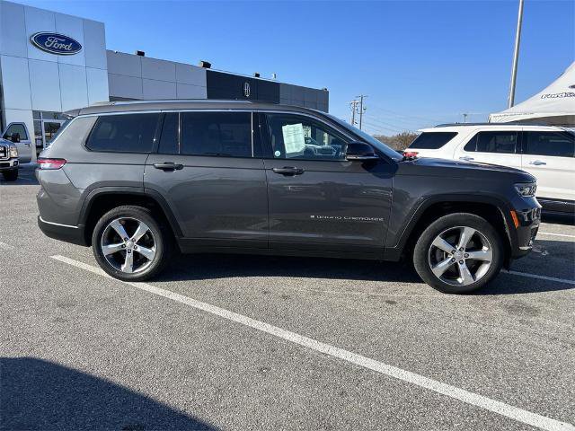 Used 2021 Jeep Grand Cherokee L Limited w/ Trailer Tow Group (B) image 3