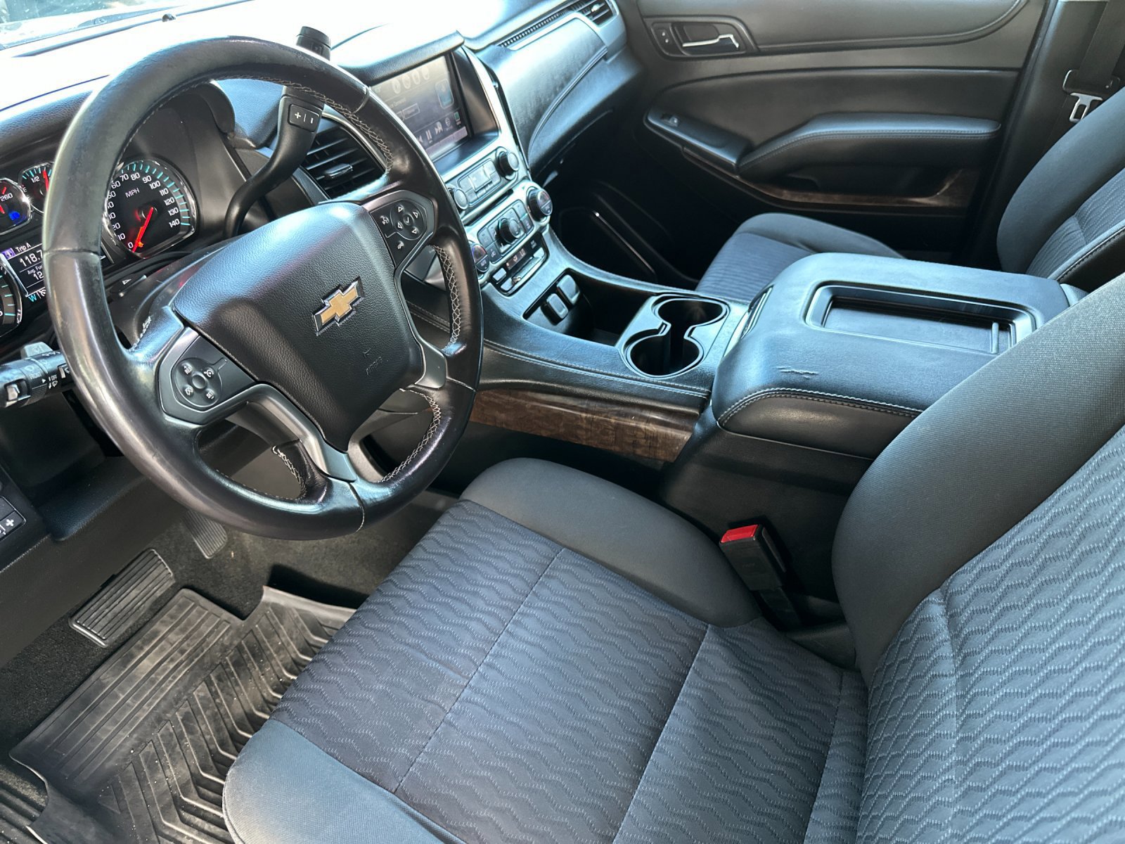 Used 2018 Chevrolet Tahoe LS w/ All-Season Package image 10