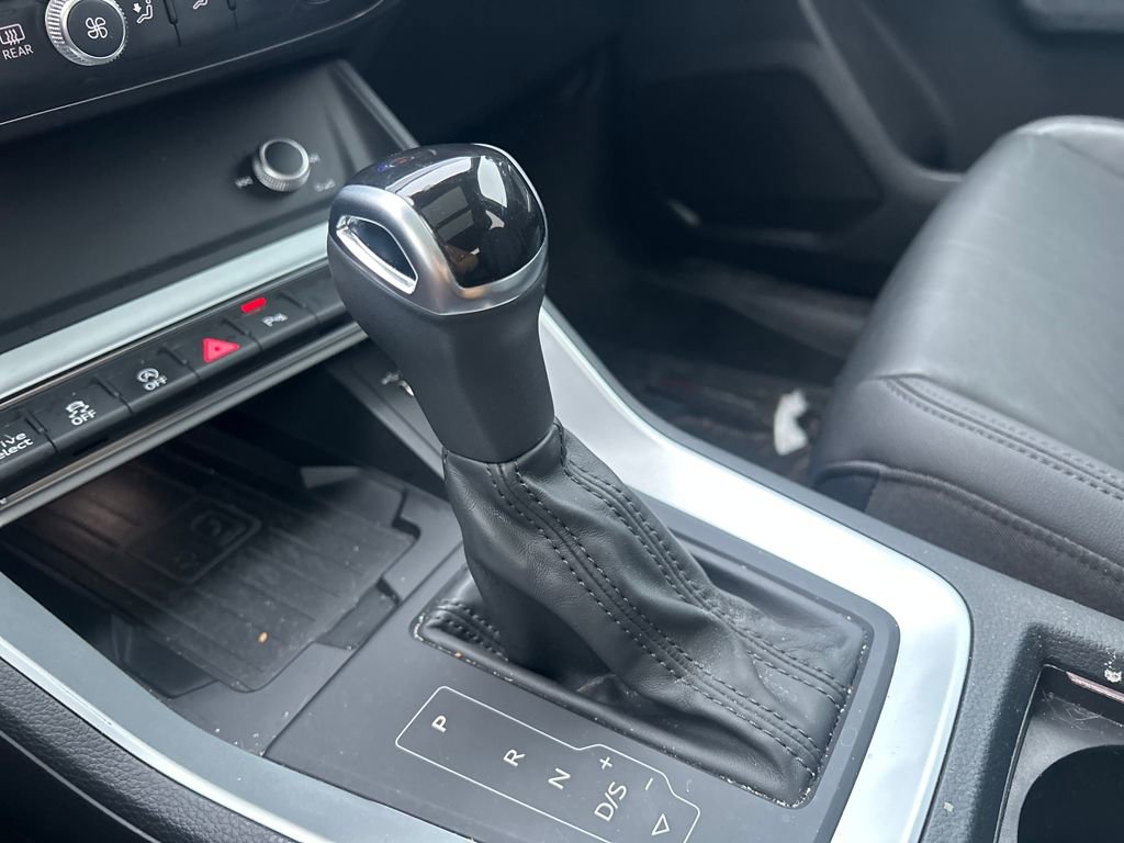 Used 2020 Audi Q3 2.0T Premium Plus image 31