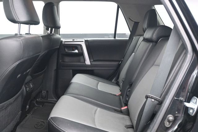 Used 2021 Toyota 4Runner SR5 Premium w/ Moonroof Package AWD/4WD image 5