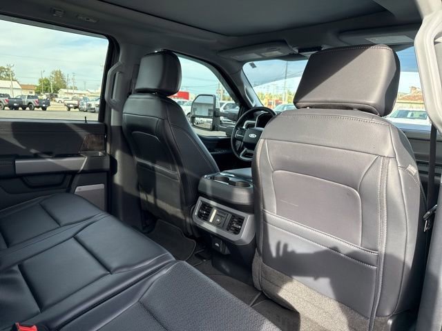 Certified 2025 Ford F350 Lariat w/ Chrome Package image 39