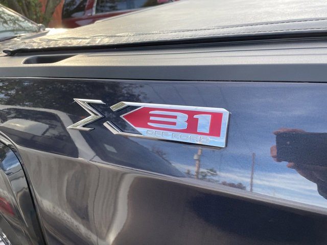 Used 2024 GMC Sierra 1500 Elevation image 9