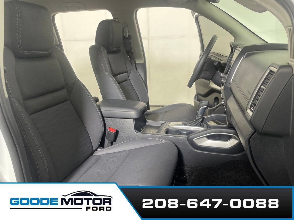 Used 2022 Nissan Frontier SV w/ Technology Package AWD/4WD image 24
