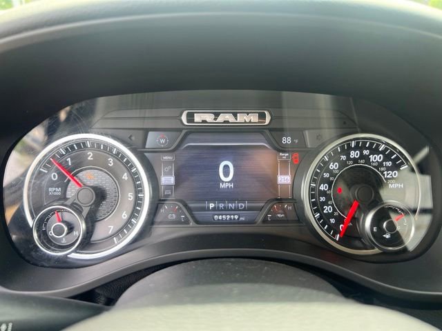 Used 2019 RAM 1500 Big Horn AWD/4WD image 11