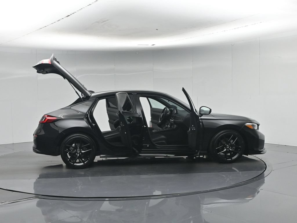 Used 2025 Honda Civic Sport image 4