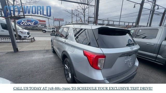Certified 2023 Ford Explorer XLT w/ Equipment Group 202A image 3