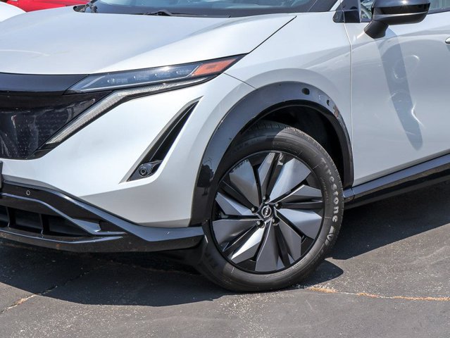 Used 2023 Nissan Ariya FWD image 4