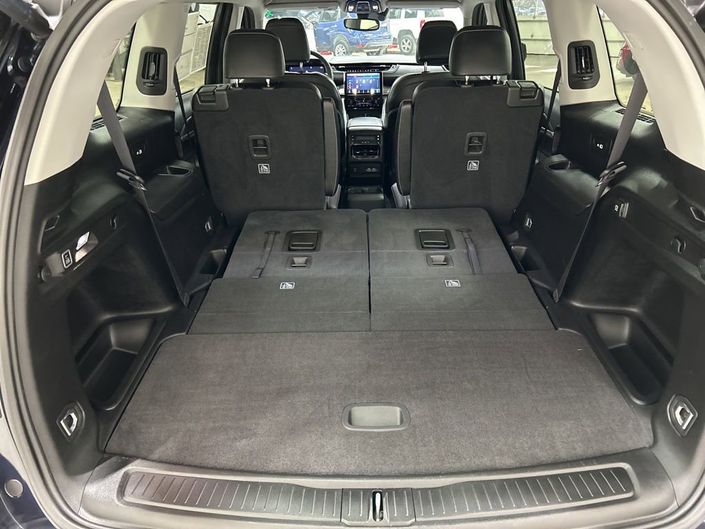 Used 2023 Jeep Grand Cherokee L Limited image 30