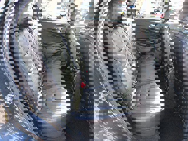 Certified 2022 Ford Edge Titanium w/ Class II Trailer Tow Package image 31