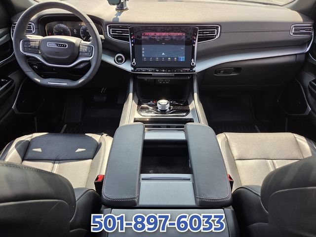Used 2024 Jeep Wagoneer Series II AWD/4WD image 12