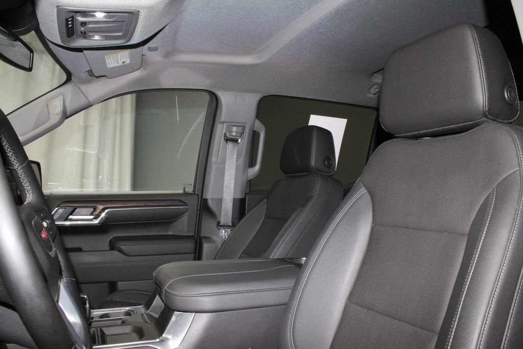 Used 2023 GMC Sierra 1500 SLT w/ SLT Convenience Package RWD image 30