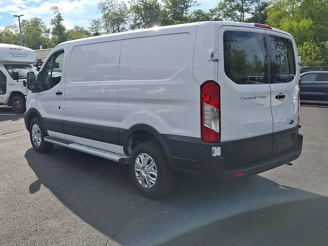 Certified 2025 Ford Transit 250 Low Roof w/ Exterior Upgrade Package RWD image 9