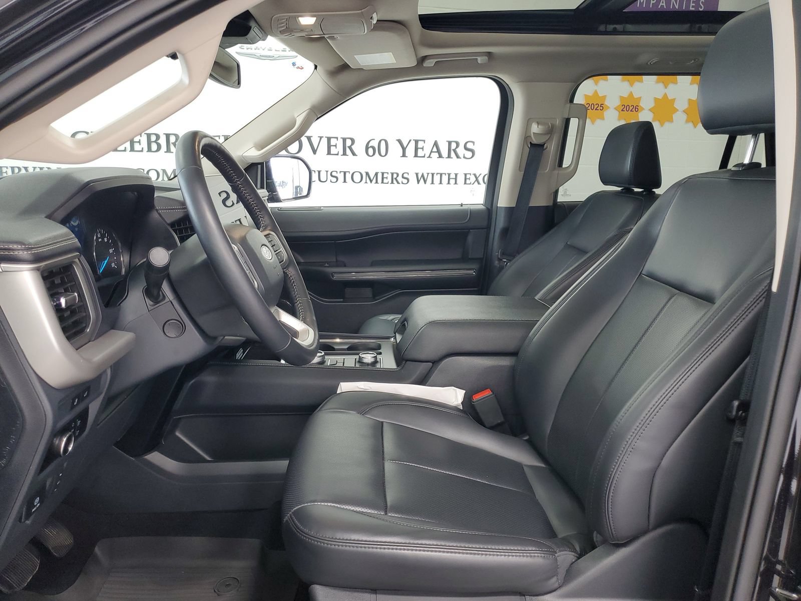 Certified 2024 Ford Expedition XLT AWD/4WD image 10