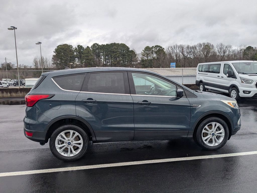 Certified 2019 Ford Escape SE image 7
