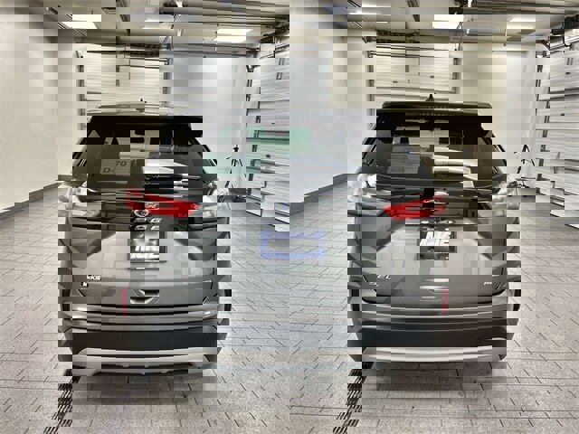 Certified 2024 Ford Edge SEL image 2