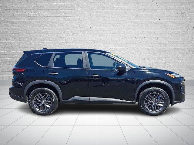 Used 2024 Nissan Rogue S AWD/4WD image 6
