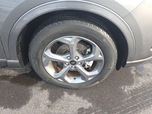 Certified 2024 Ford Escape ST-Line w/ Cold Weather Package image 4