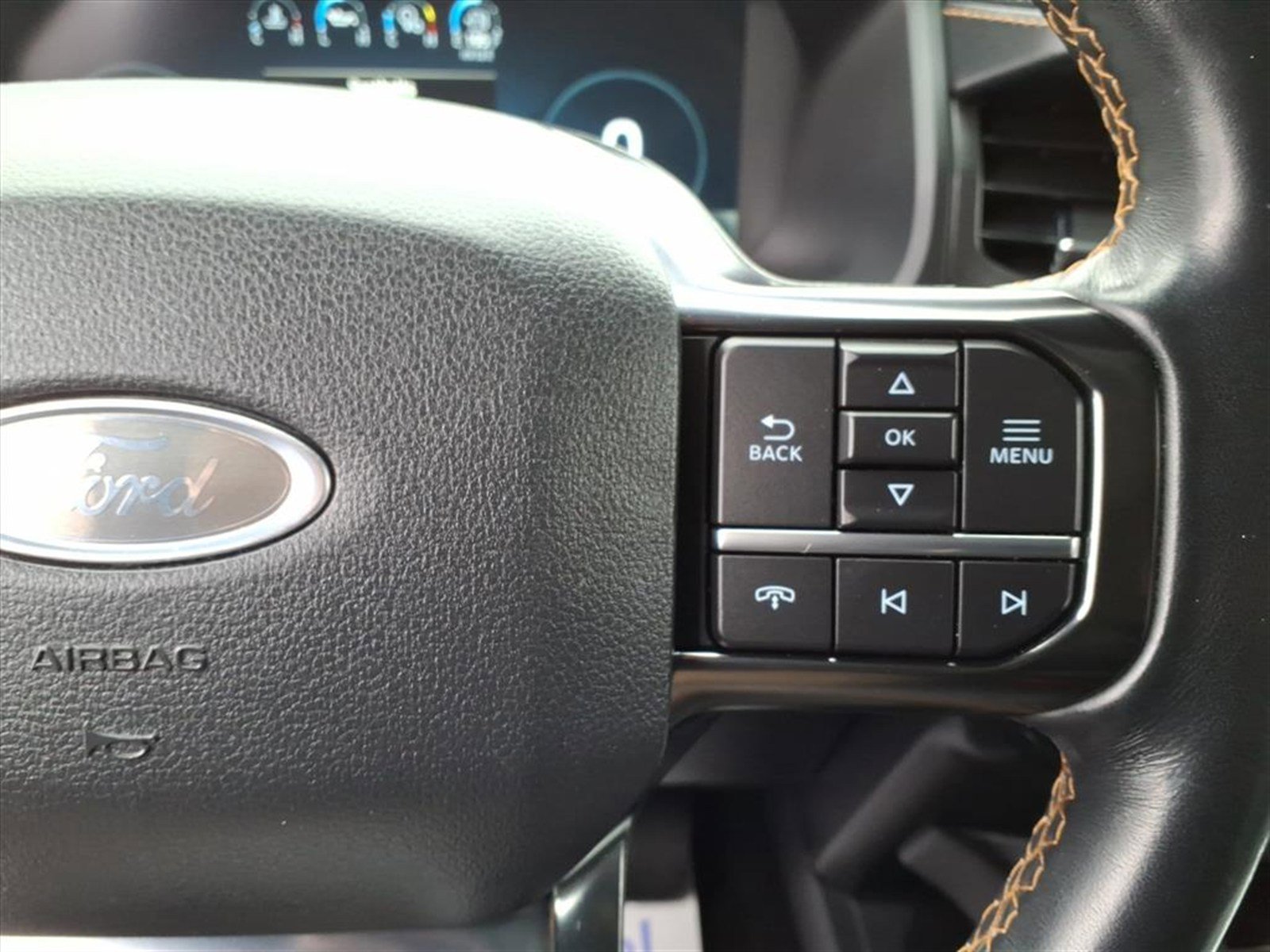 Certified 2023 Ford Expedition Platinum AWD/4WD image 17