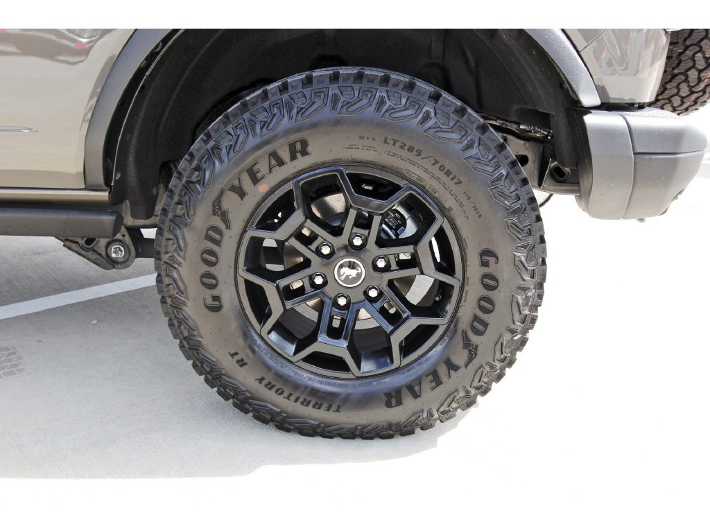 Certified 2026 Ford Bronco Badlands AWD/4WD image 38
