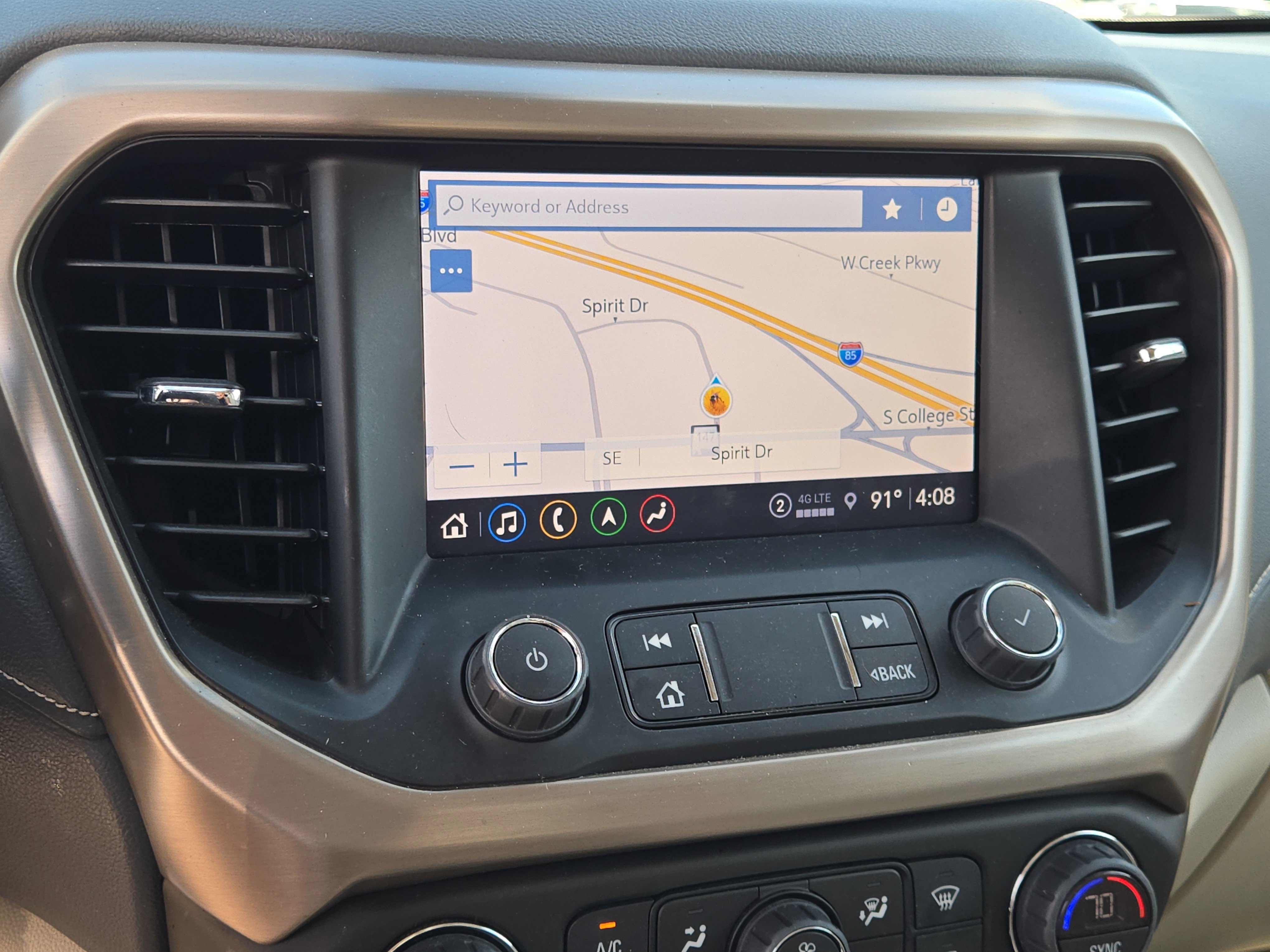 Used 2023 GMC Acadia Denali w/ Denali Technology Package FWD image 29