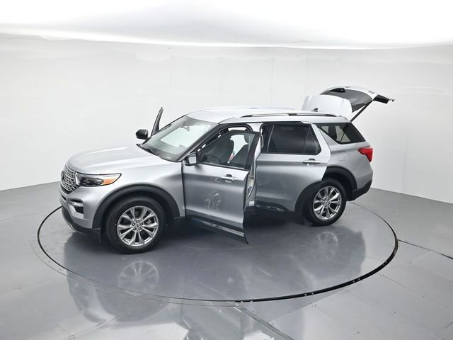 Certified 2023 Ford Explorer Limited w/ Equipment Group 301A AWD/4WD image 51