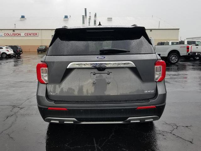 Certified 2022 Ford Explorer XLT w/ Equipment Group 202A AWD/4WD image 4