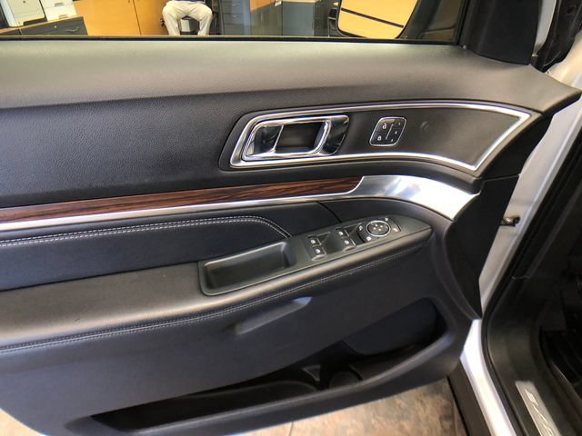 Certified 2019 Ford Explorer Limited w/ Class III Trailer Tow Package AWD/4WD image 12