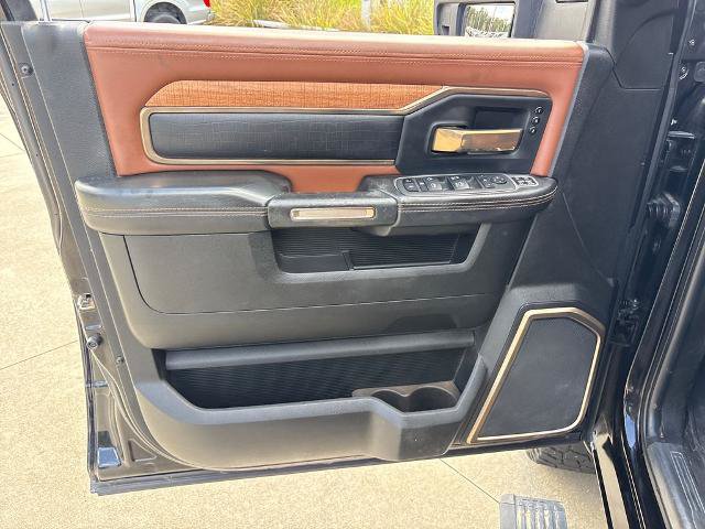 Used 2024 RAM 2500 Limited w/ Towing Technology Group AWD/4WD image 15