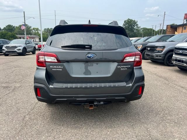 Used 2018 Subaru Outback 3.6R Limited AWD/4WD image 5